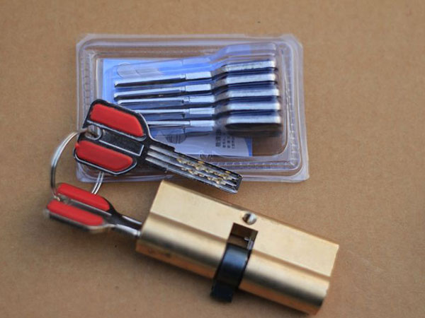 桥西24小时上门开锁公司