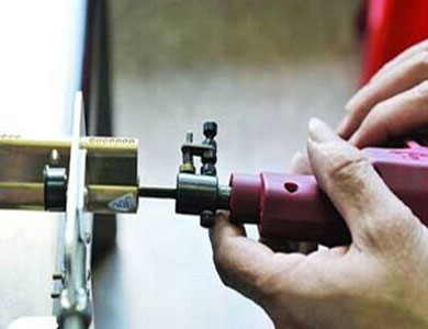 桥西24小时上门开锁公司